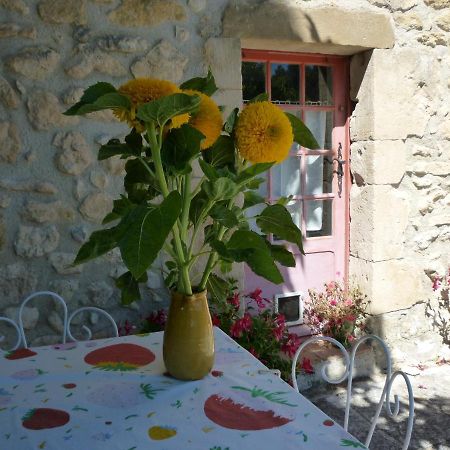 Le Paradis Vaugines Exterior photo