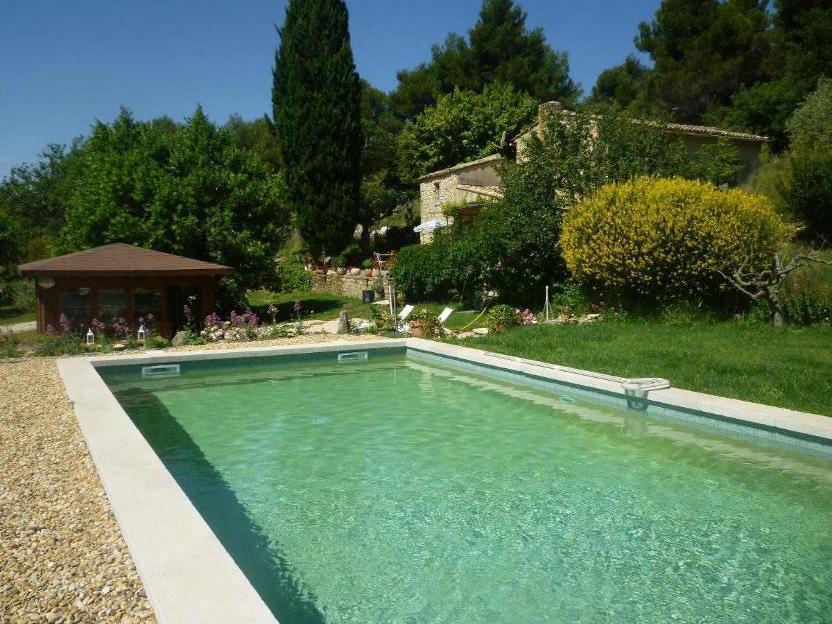 Le Paradis Vaugines Exterior photo